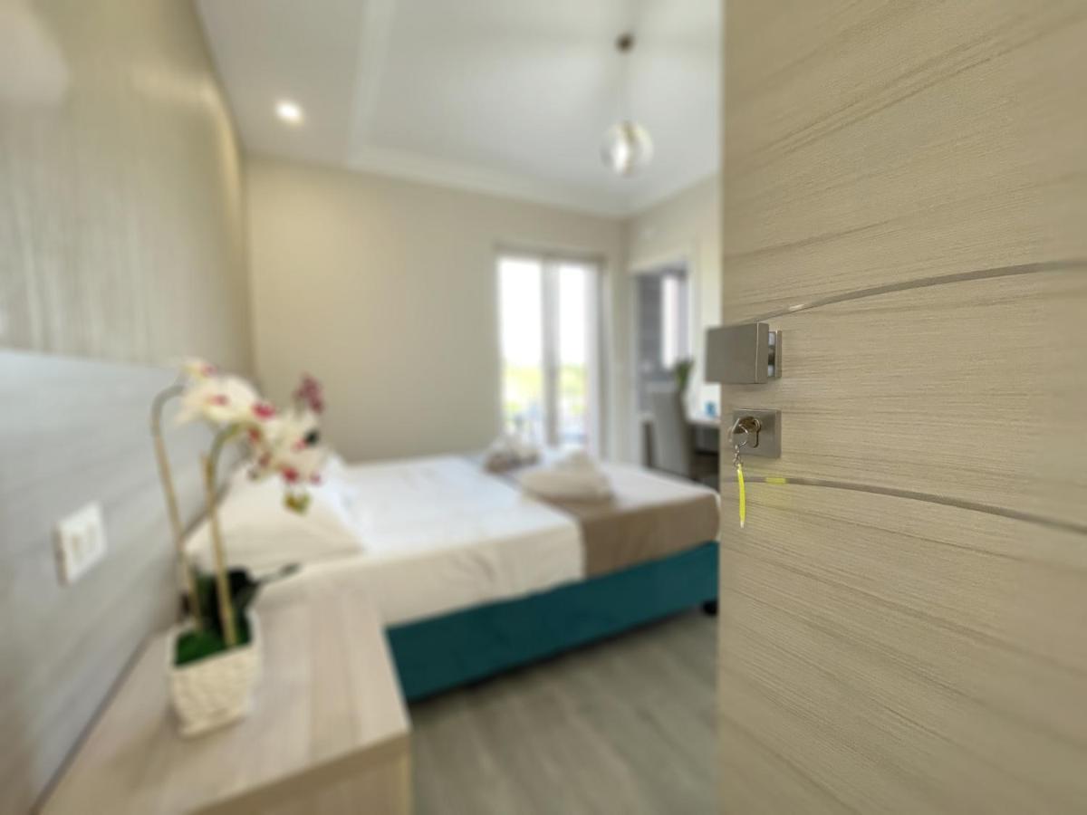 B & B Vilenia サン・ニコーラ・アルチェッラ エクステリア 写真